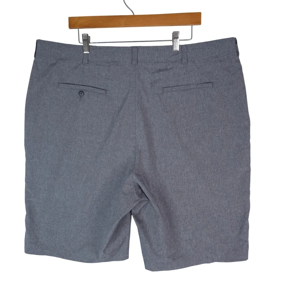 Ben Hogan Performance Golf Shorts Men 44x10 Gray Stretch Flat Front WT4410